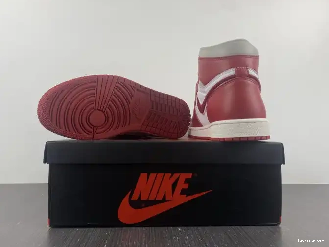 Rep LUCY Chenille 1 (W) OG DJ4891-061 Newstalgia High Jordan 0510